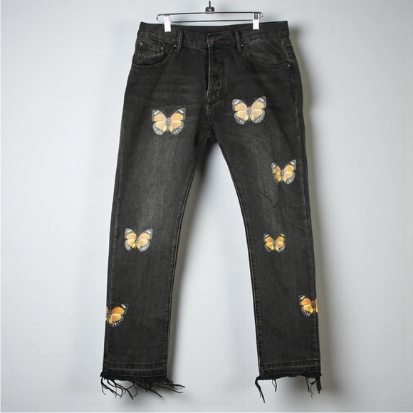 MNML Denim - MNML Straight Leg Jeans Womens Size 32x30 Black Butterfly Print 5 Pocket Raw Hem